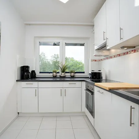 Kleiner Knurrhahn 300 M Zum * شاربوتس